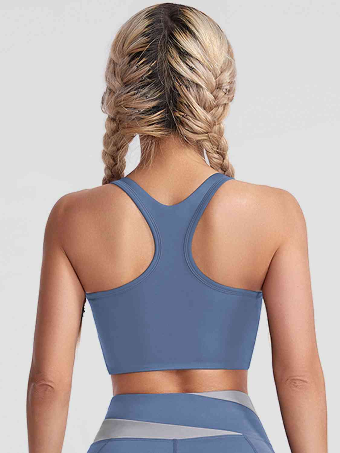 Racerback Sports Bra - Athleuse